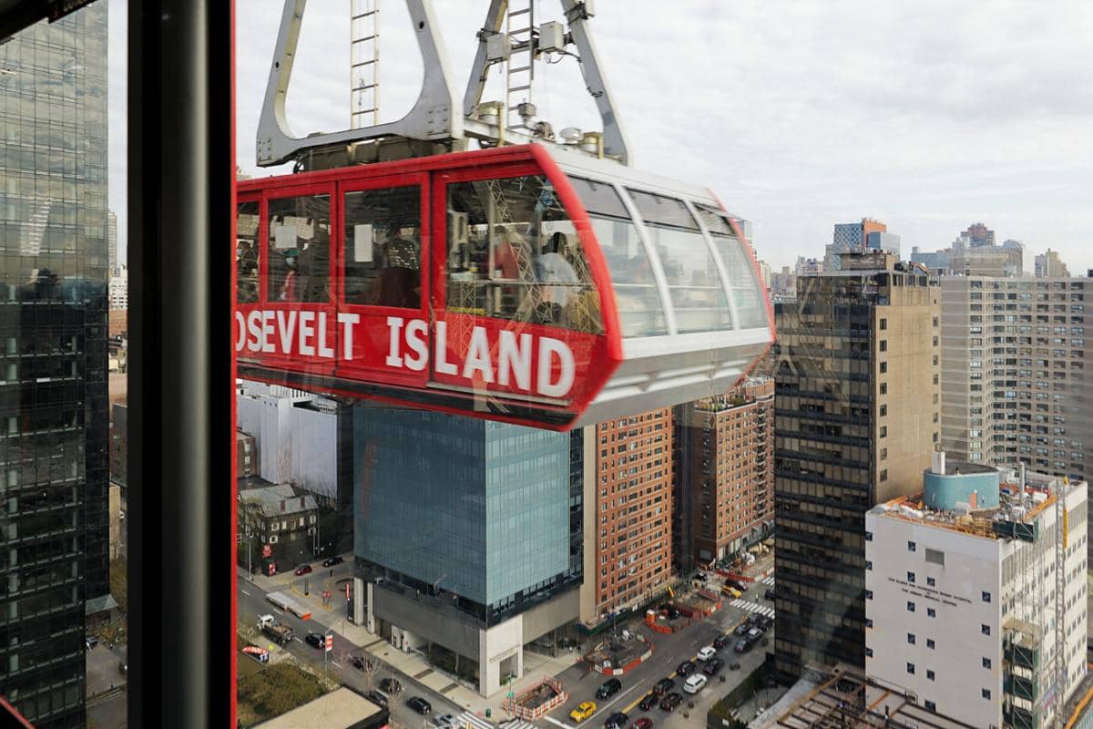 ilustrasi Roosevelt Island Tramway