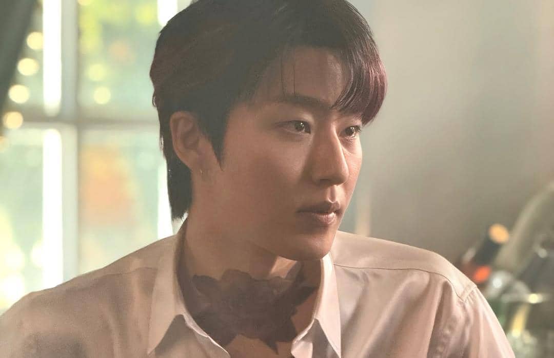 Won Tae Min di drama Agent Kim Reactivated