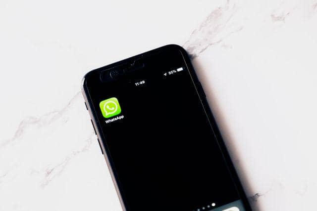 WhatsApp Uji Indikator Titik Hijau di iOS, Ternyata Ini Fungsinya