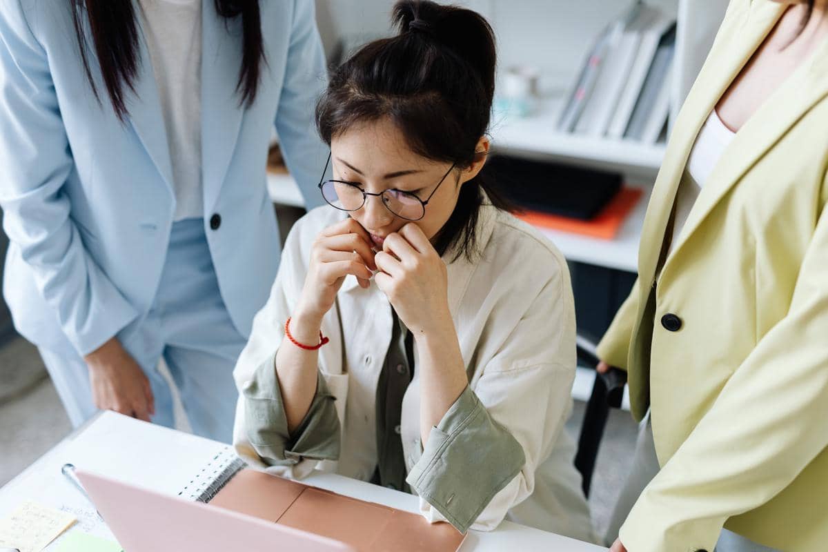 5 Cara Menenangkan Diri saat Mengalami Panic Attack