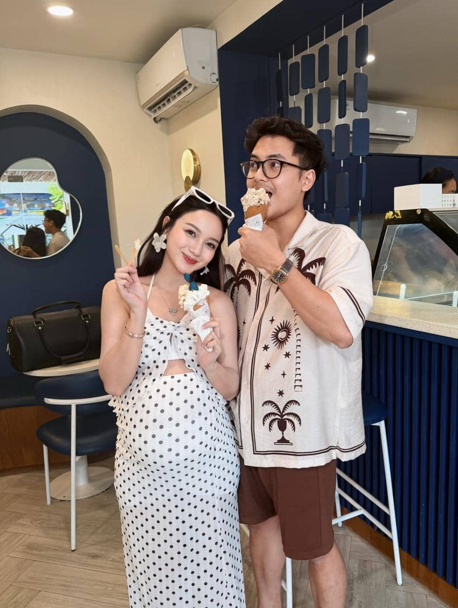 Nanda Arsyinta babymoon di Labuan Bajo