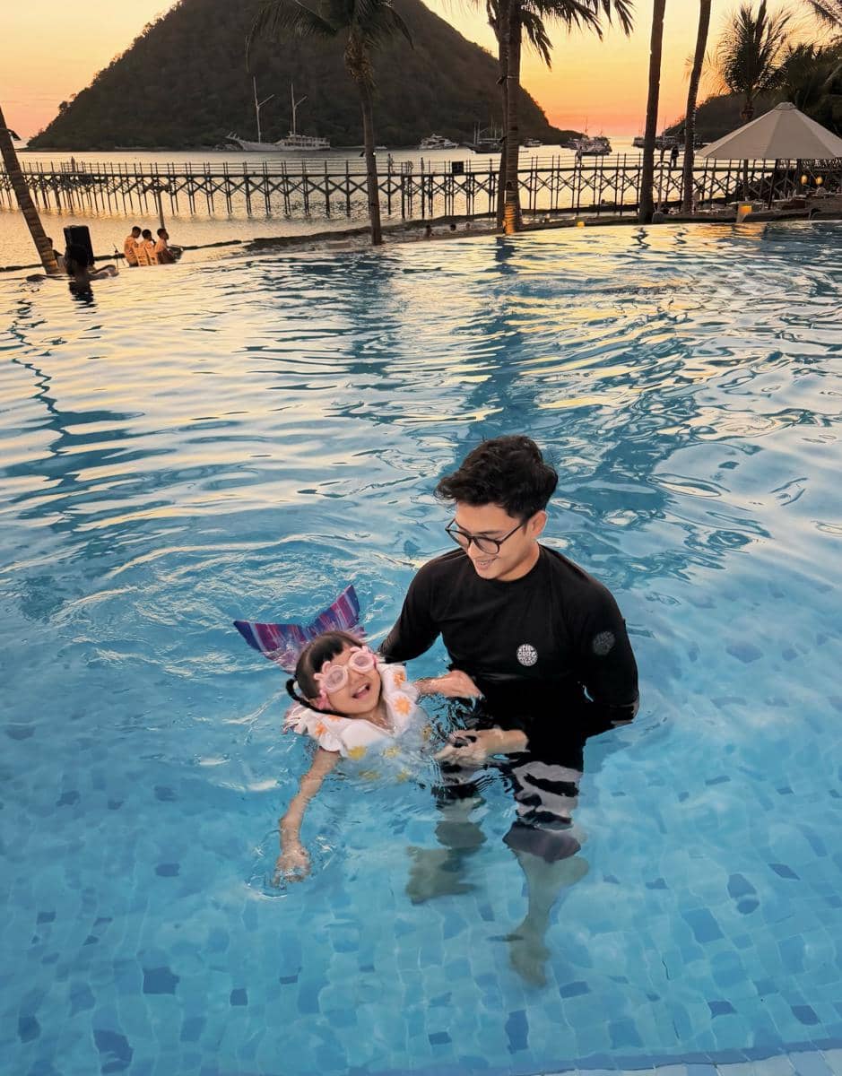 Nanda Arsyinta babymoon di Labuan Bajo