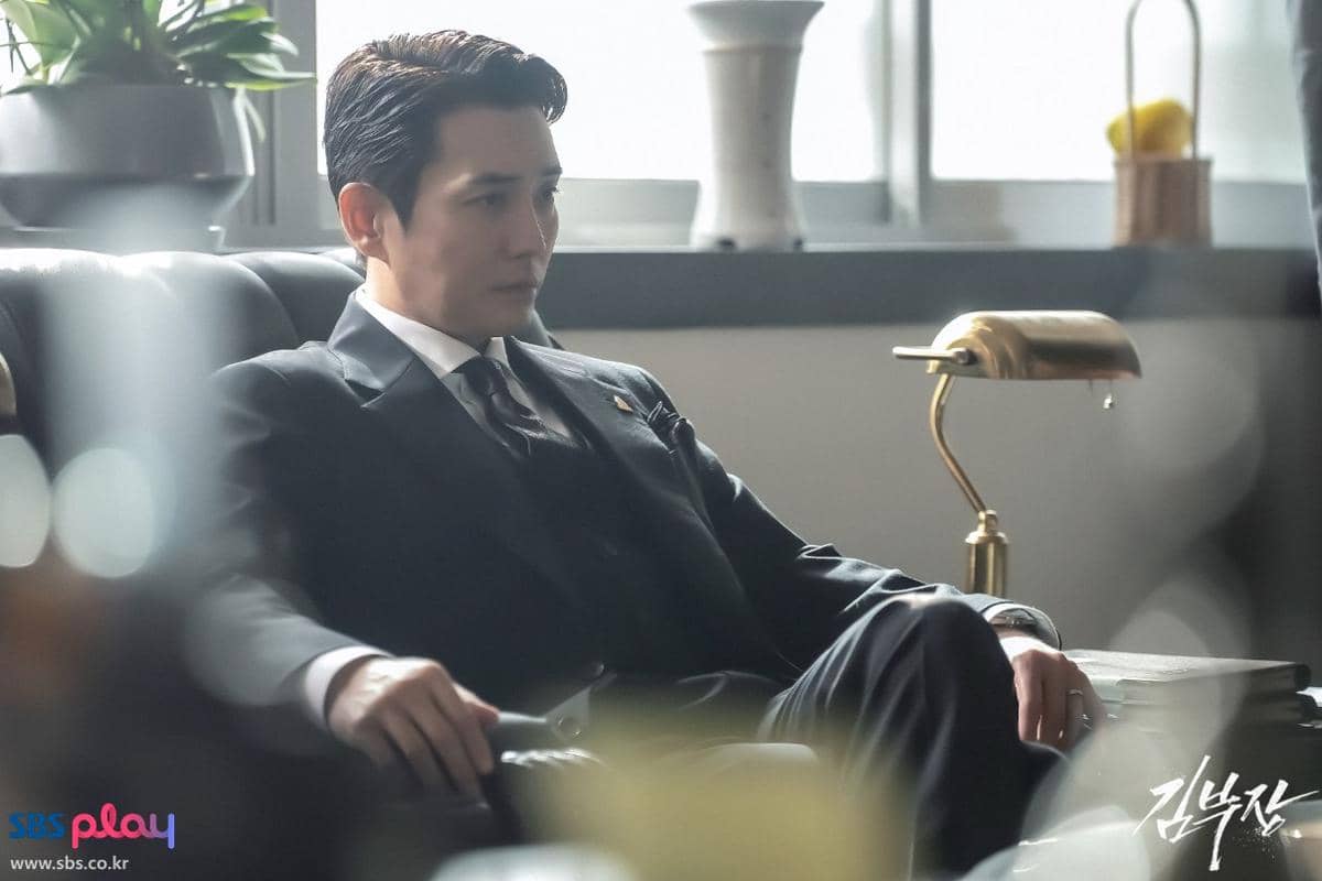 Joo Sang Wook di drakor Agent Kim Reactivated