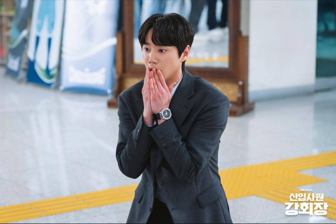 Cuplikan drakor Reborn Rookie