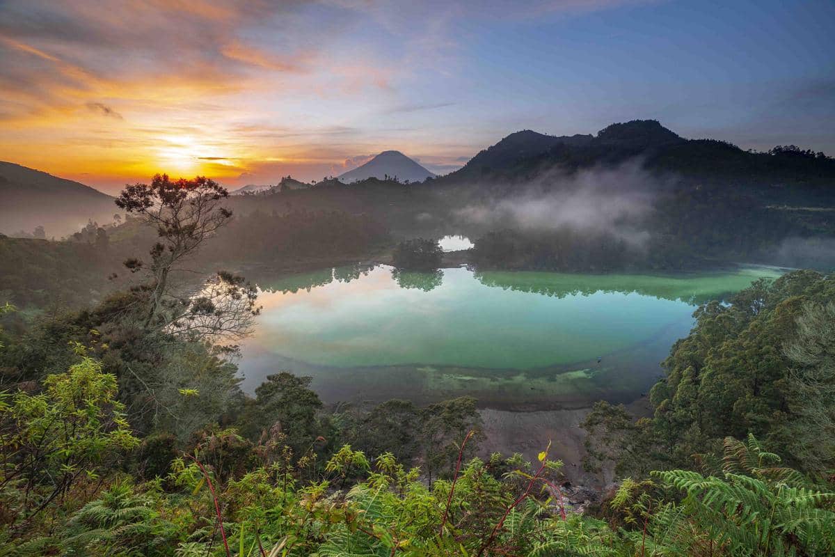 Telaga Warna