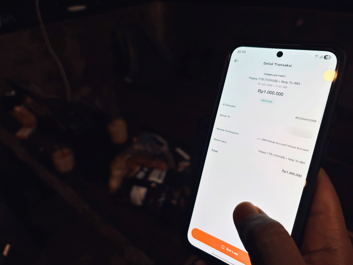 Tyo menunjukkan aplikasi Bima+, usai membeli paket 1 terabyte untuk satu tahun seharga Rp1 juta.