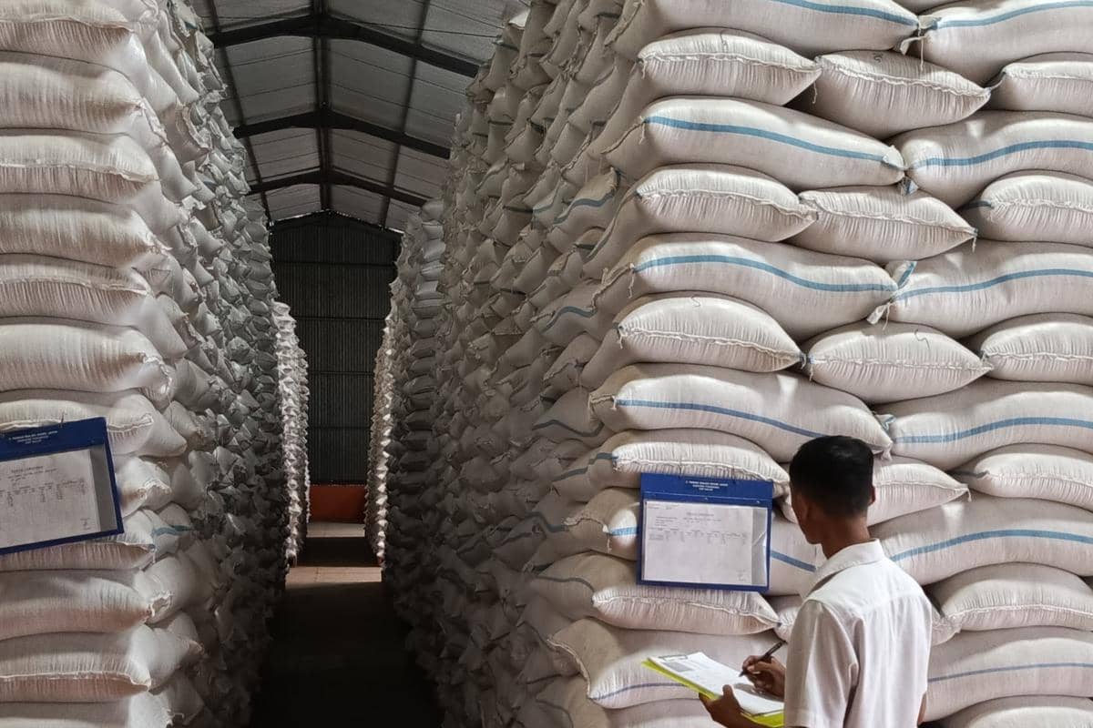 Hadapi El Nino, Bulog Ponorogo Jamin Pasokan Beras Aman hingga 2027