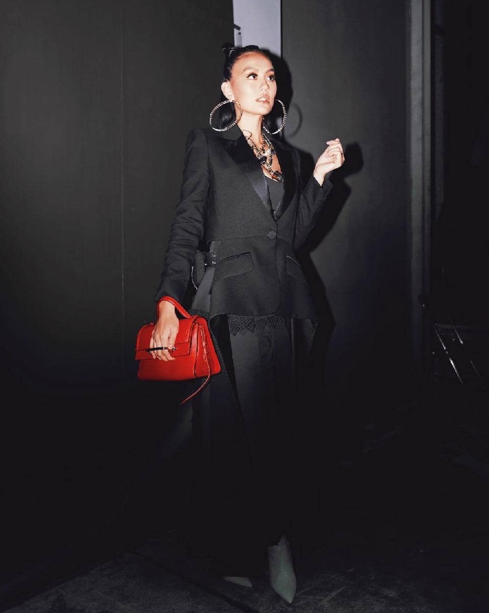 Tas branded Agnez Mo