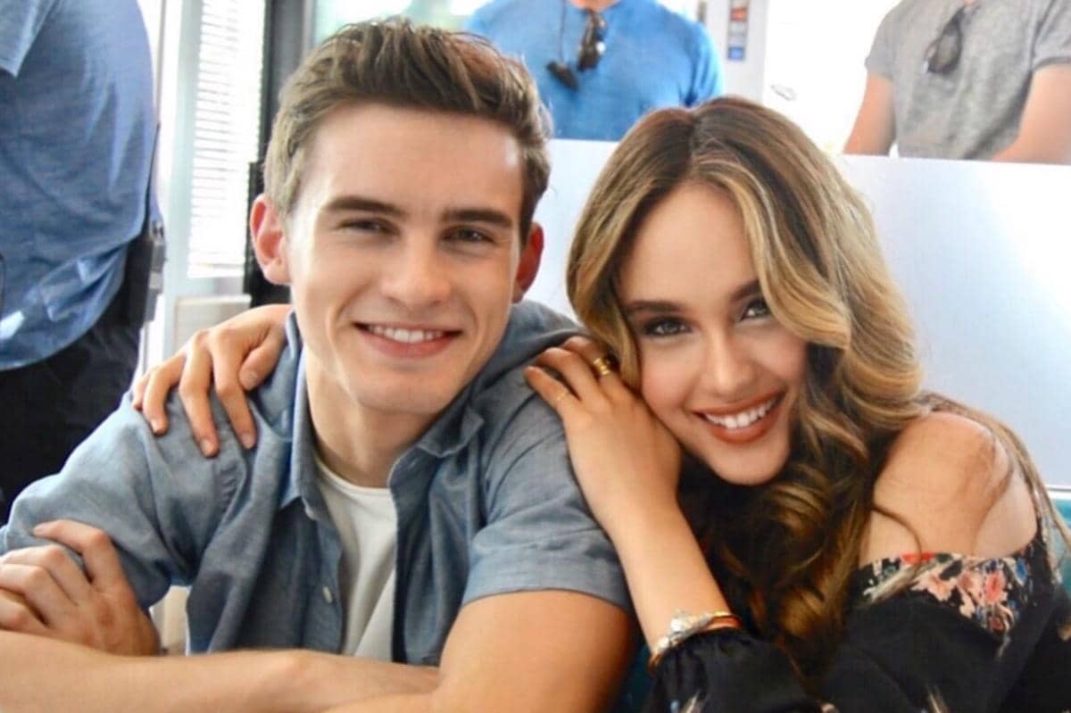 Potret Akrab Cinta Laura dan Bintang Utama Obsession, Michael Johnston