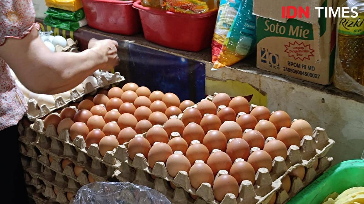Belanja Minggu Ini: Cabai Naik, Telur dan Ayam Bikin Lega