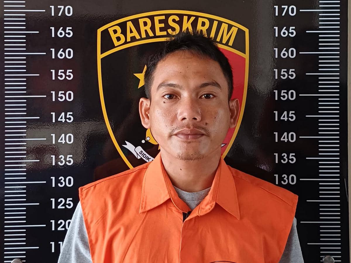 Dipicu Instalasi Listrik, Honorer Damkar Bacok Tetangga Serahkan Diri