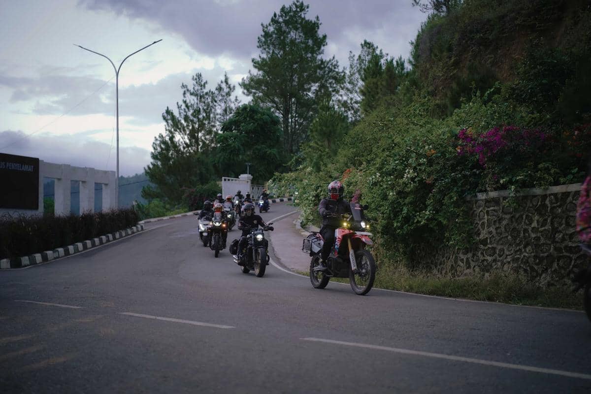 Motul dan Ipone Jelajahi Samosir, Uji Pelumas di Rute Ekstrem