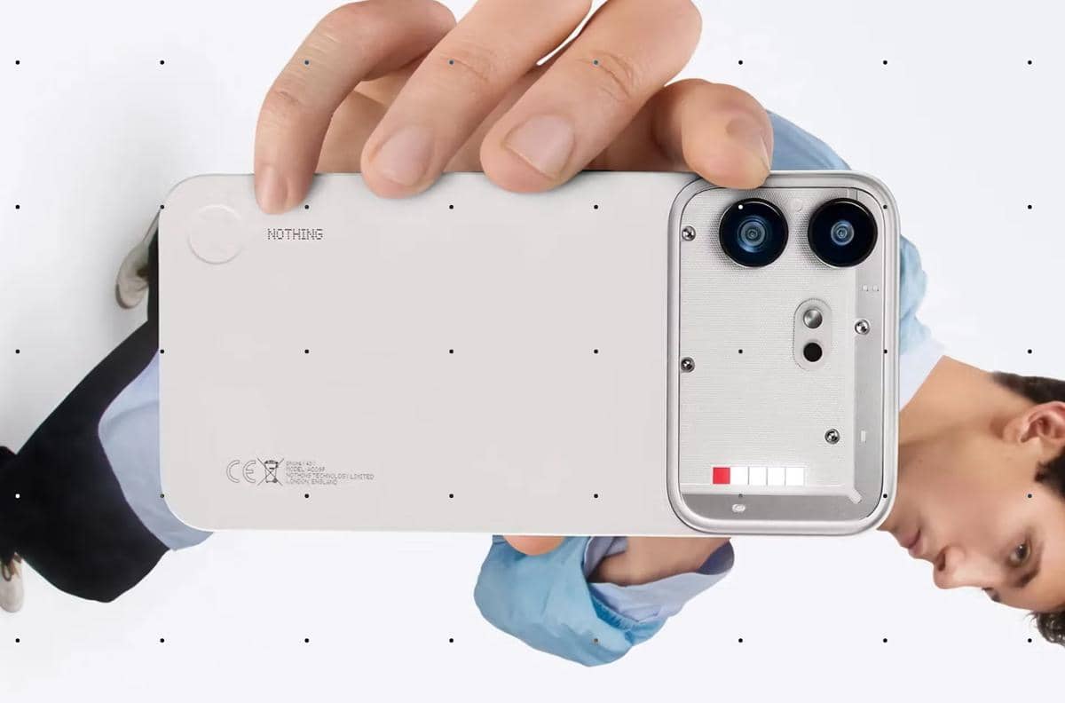 Nothing Phone (4b) warna putih