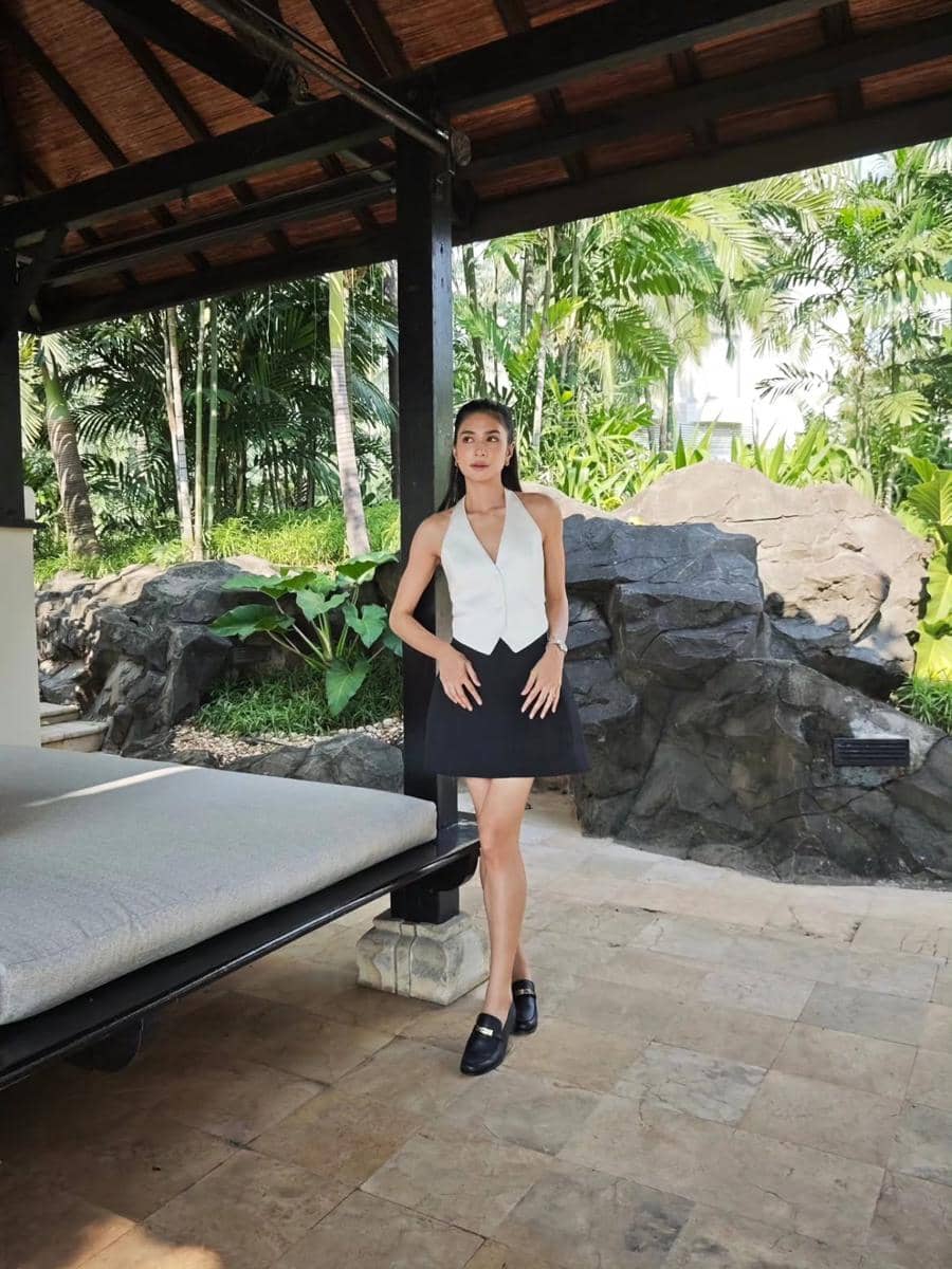 inspirasi gaya summer Mikha Tambayong