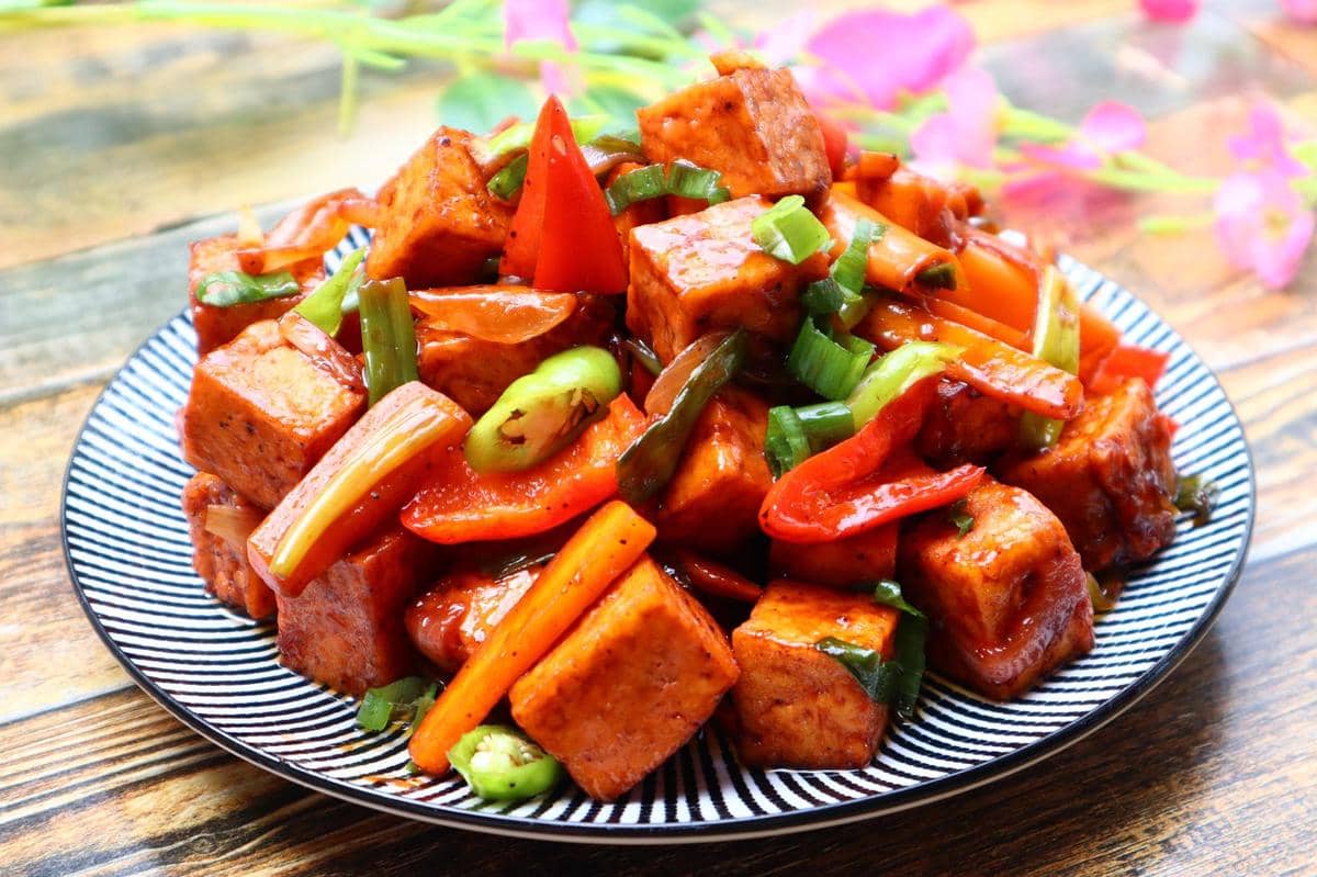 Resep Luncheon Saus Asam Manis, Lauk Last Minute yang Praktis