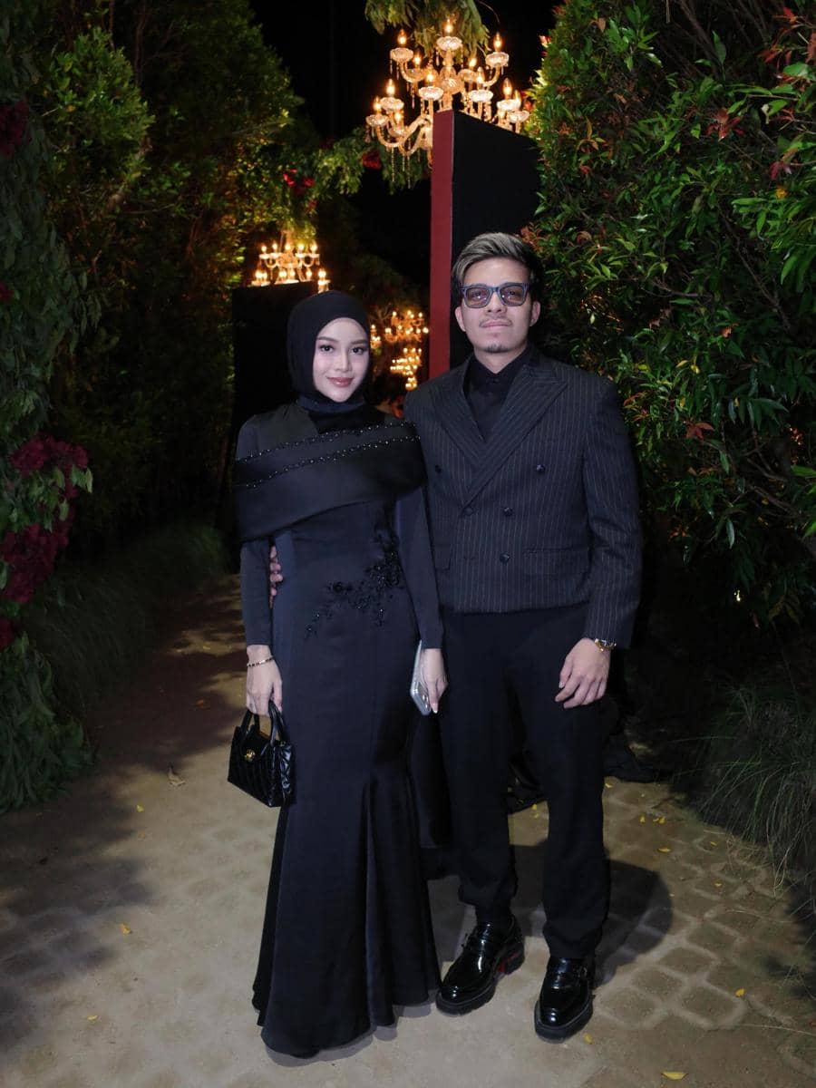 outfit hijab glamour buat ke pesta