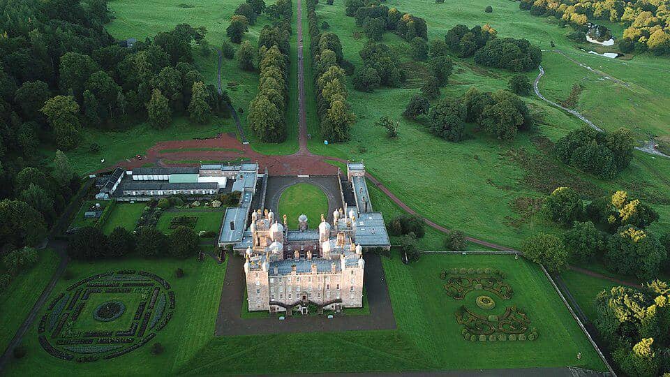 Kastil Drumlanrig di Skotlandia