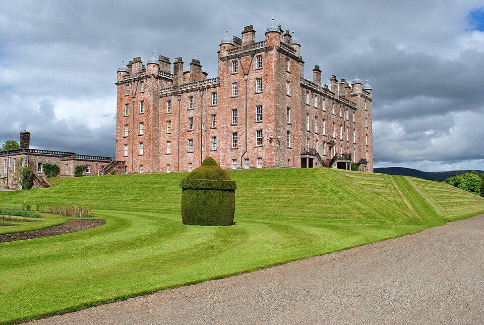 Kastil Drumlanrig di Skotlandia