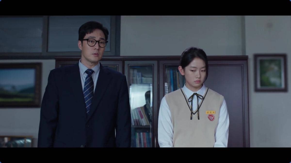 So Ji Sub dan Seo Su Min di drama Agent Kim Reactivated
