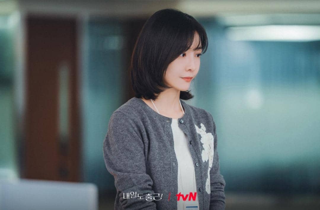 4 Tips Perkembangan Diri ala Cha Ji Yoon di See You at Work Tomorrow!