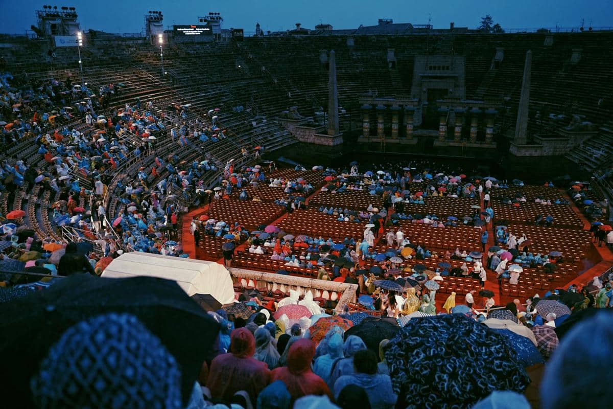ilustrasi Verona Opera Festival
