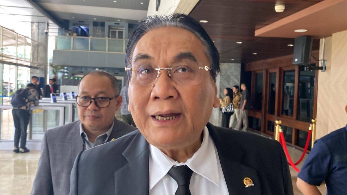 PDIP Kritik Prabowo Utus Ketua MPR ke Pemakaman Ayatollah Ali Khamenei 