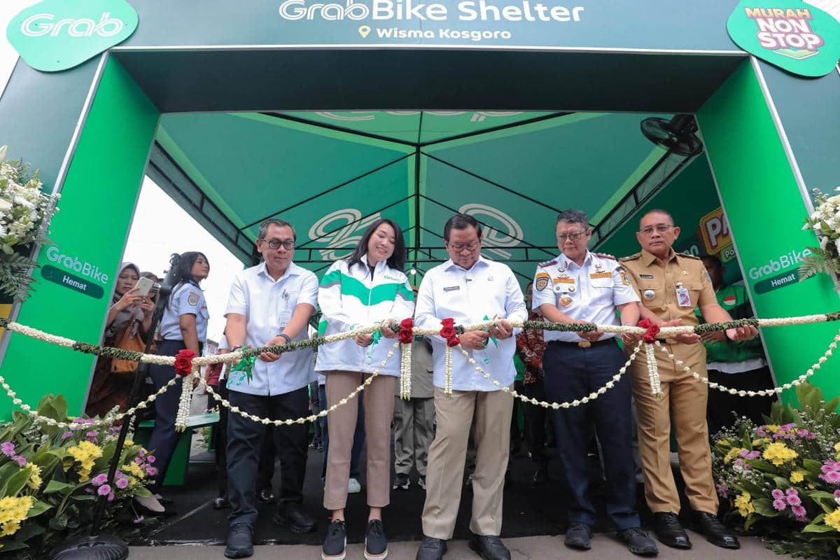Pemprov DKI resmikan Shelter Grab Indonesia Thamrin–Bundaran HI di Wisma Kosgoro, Menteng, Jakarta Pusat, Selasa (7/7). 