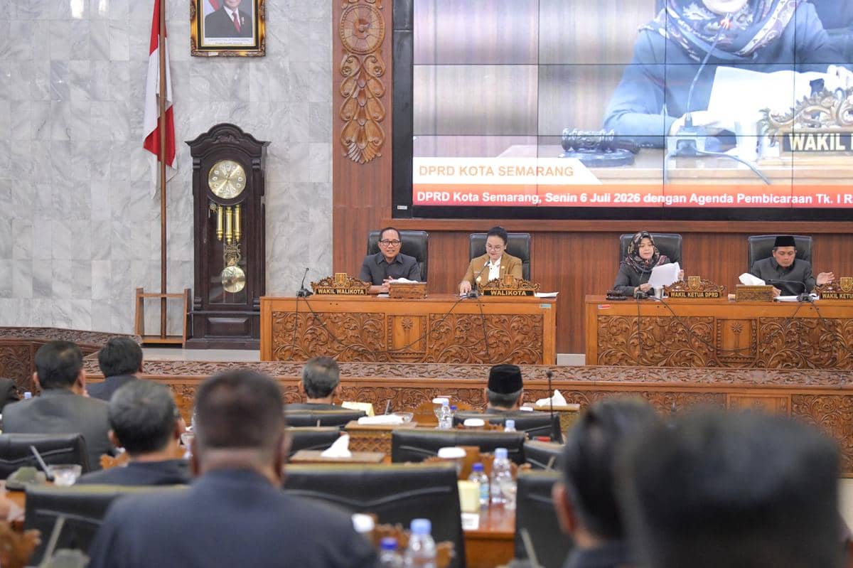 sidang paripurna, pemkot semarang, apbd