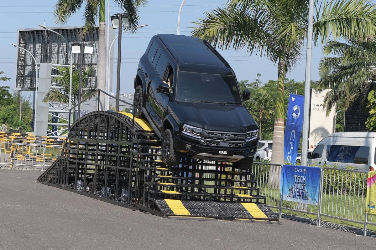 BYD Perluas Jaringan Diler di Jatim, Resmikan Tiga Lokasi Baru