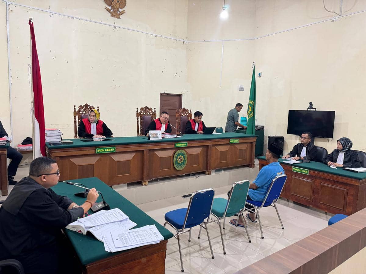 Mirip Kasus Jokowi, Anggota DPRD Pelalawan Dituntut 4 Tahun Penjara Karena Ijazah Palsu