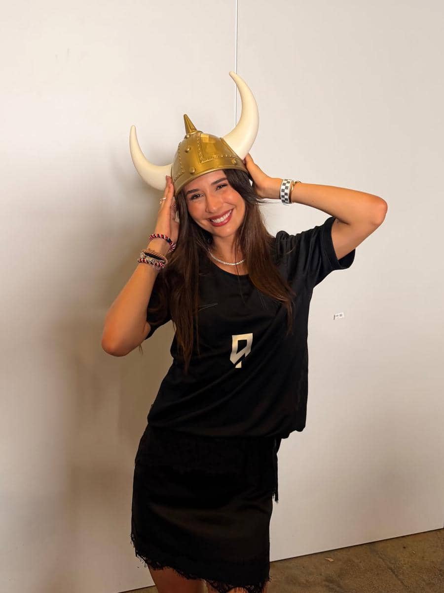 OOTD Isabella saat menonton Erling Haaland