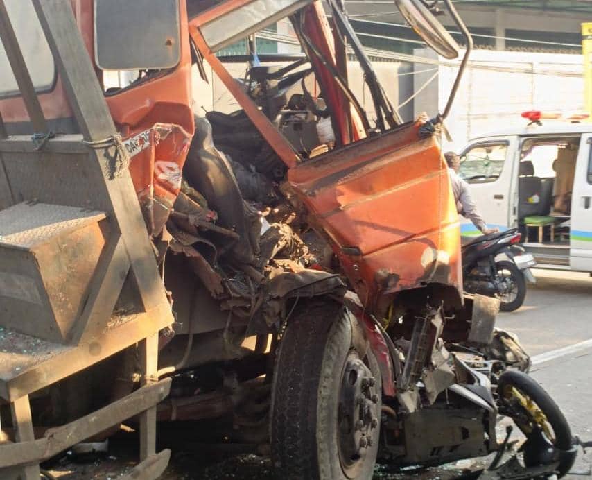 Truk di Pandaan Pasuruan Tabrak 5 Motor, 3 Orang Tewas