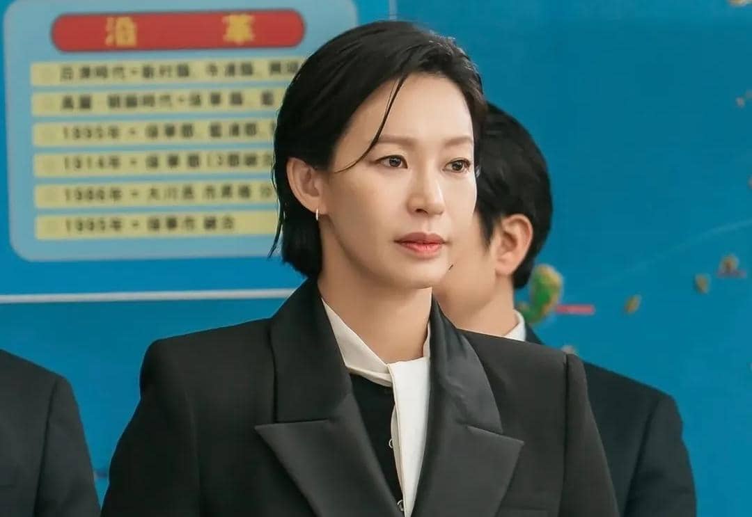 Jung Ae Yeon di drama Doctor on the Edge