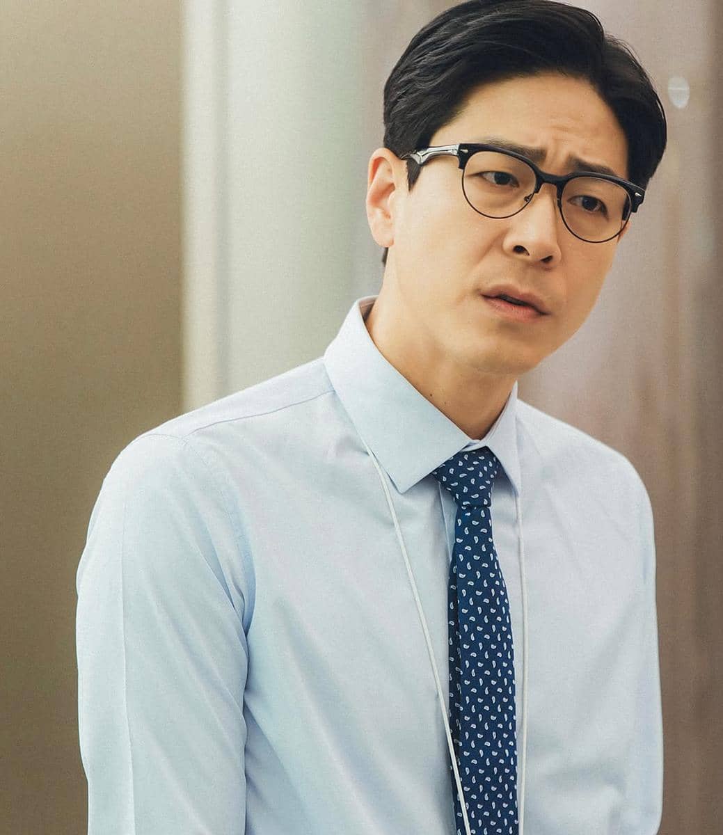 cuplikan drama See You at Work Tomorrow