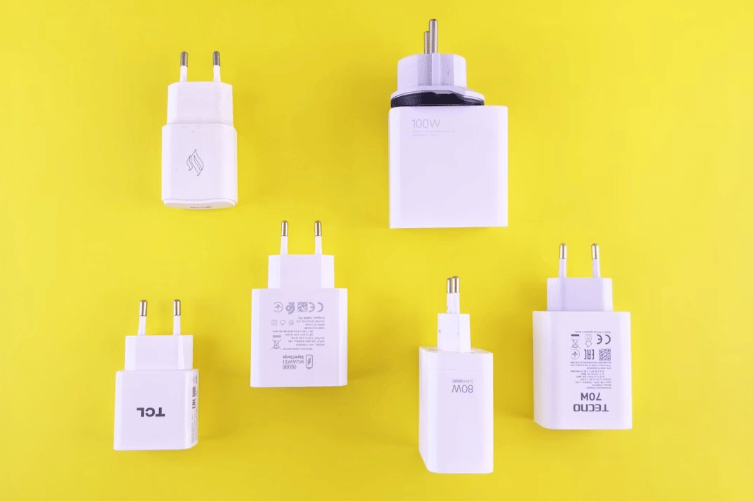 5 Tips Memilih Charger yang Aman buat HP, Sesuaikan Dayanya