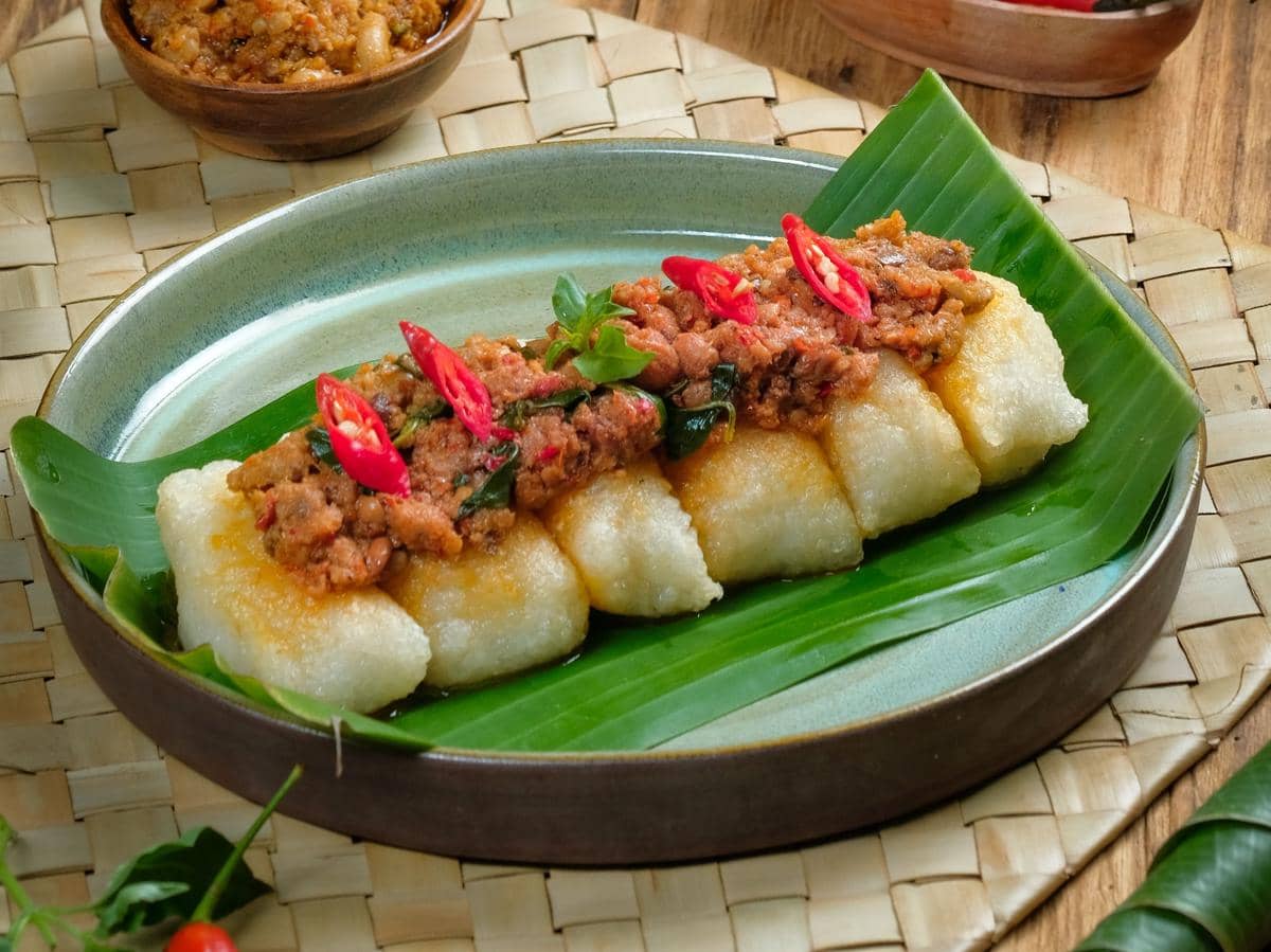 ilustrasi ketan jadah sambal oncom