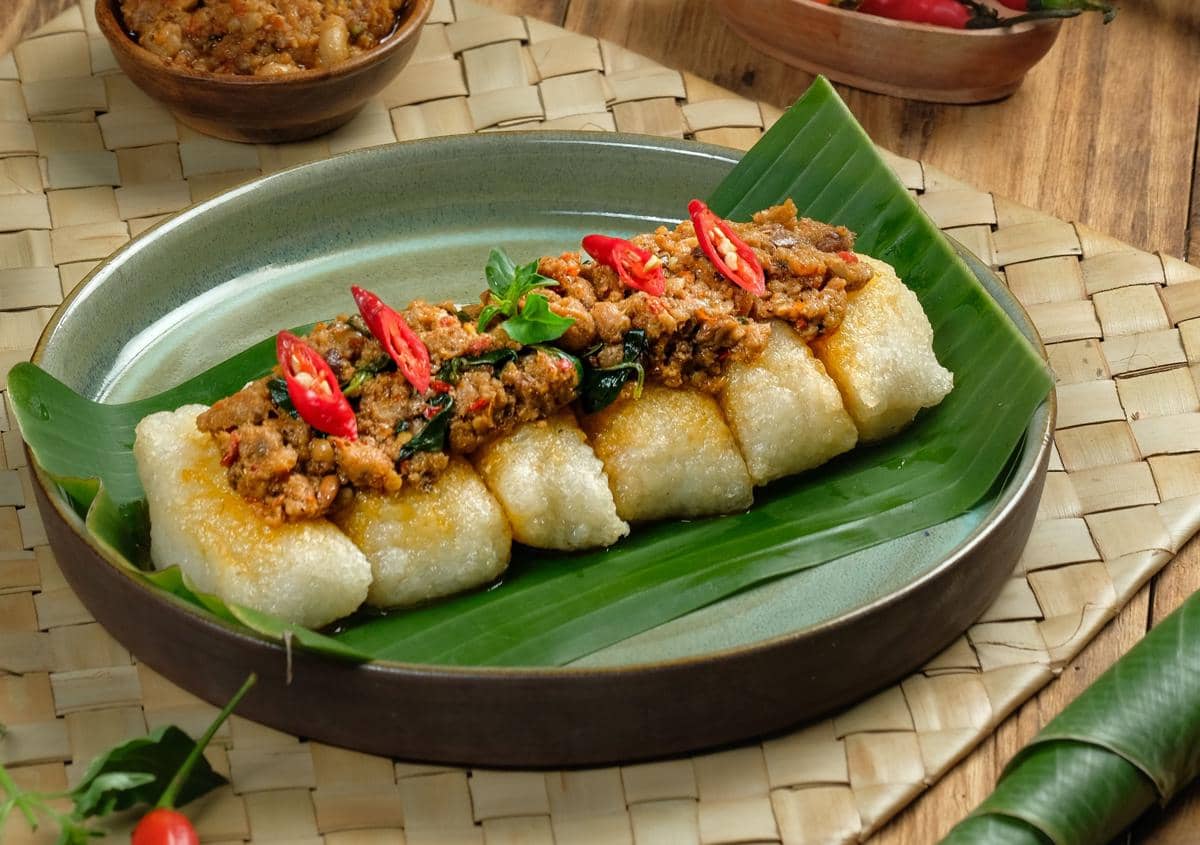 Resep Ketan Jadah Sambal Oncom Gurih Pedas, Bikin Nagih