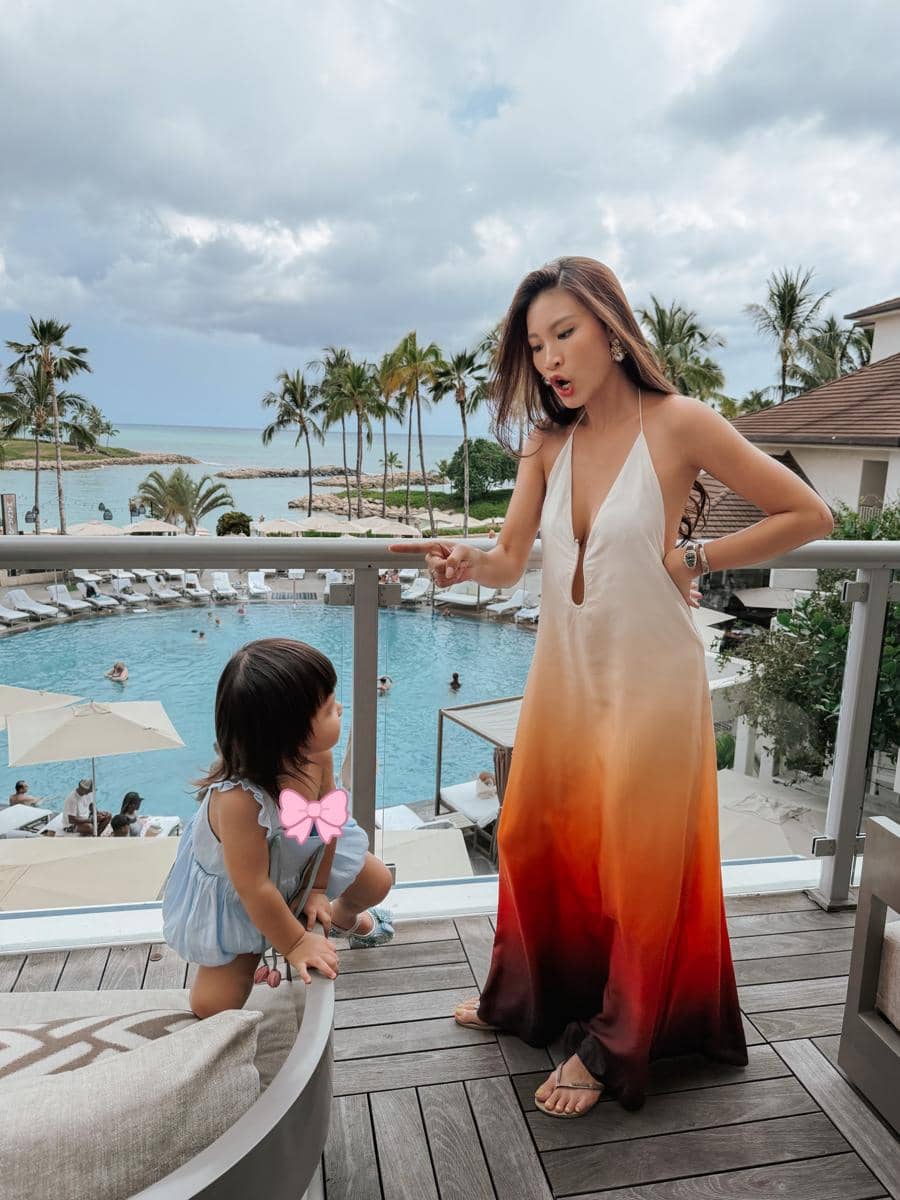 Patricia Gouw liburan di Hawaii