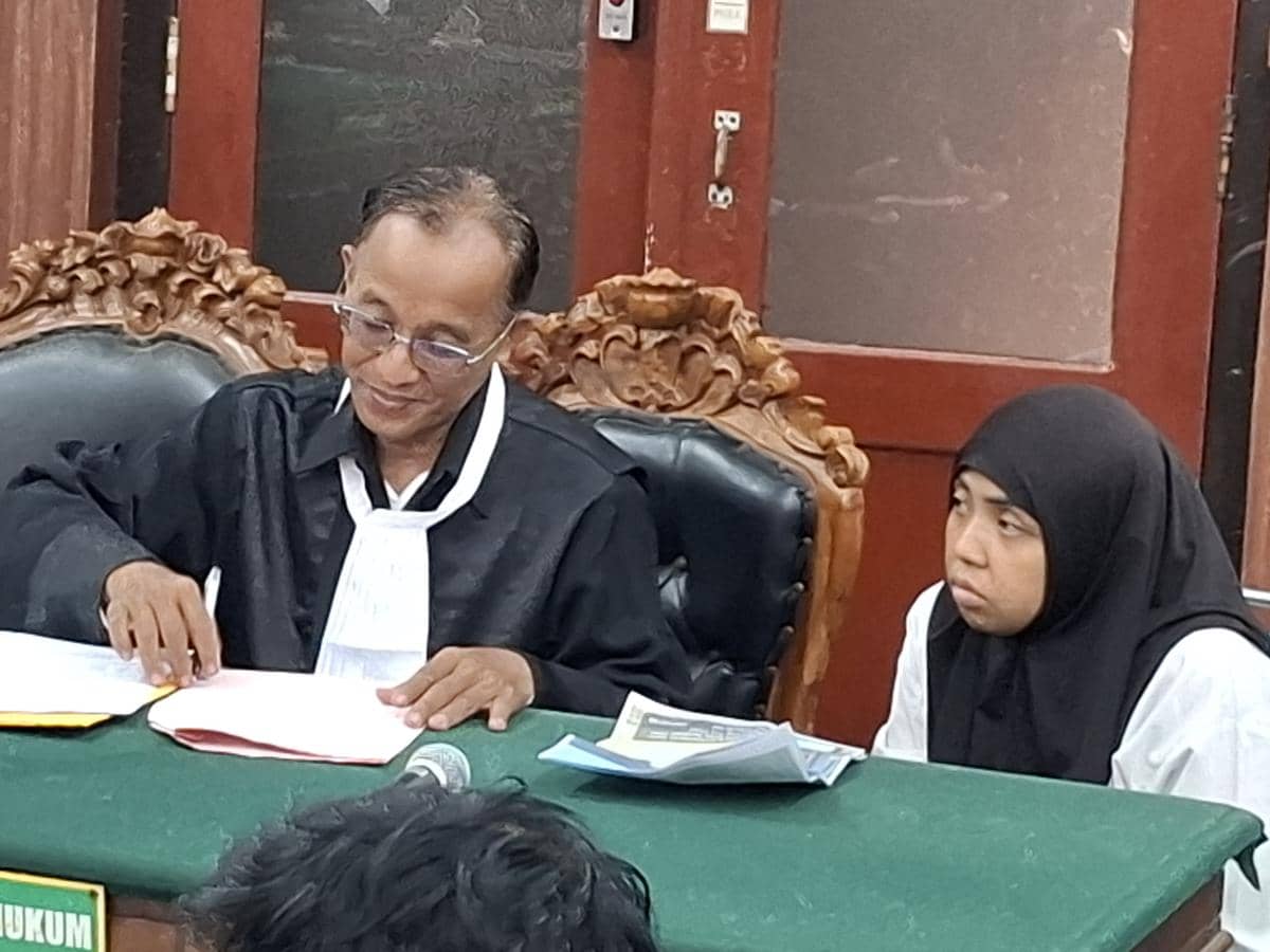 Perempuan Surabaya Robohkan Rumdin DJBC, Saksi: Ada Bukti Pembelian