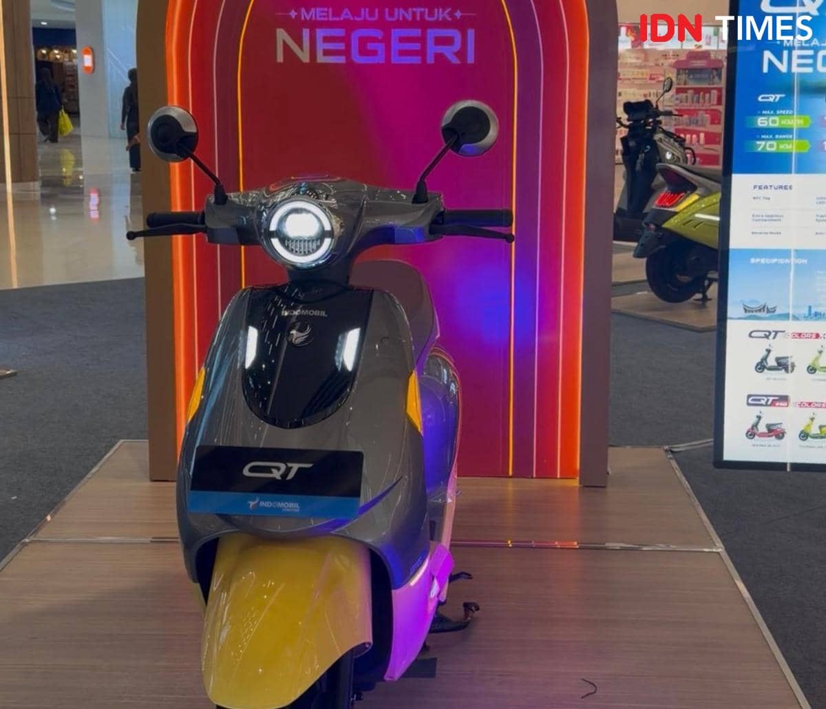 Pameran kendaraan listrik Indomobil eMotor untuk memperluas jaringan kendaraan listrik di Sumsel