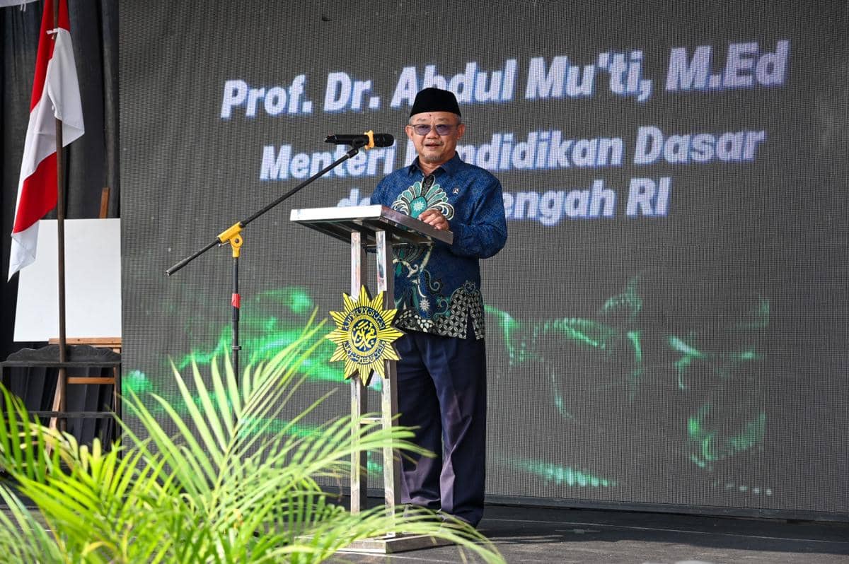Mendikdasmen Abdul Mu'ti di Sarasehan Pendidikan di Muhammadiyah Sapen Universal School (MSUS) di Daerah Istimewa Yogyakarta, Minggu (5/7/20