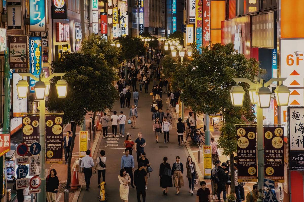 ilustrasi suasana Tokyo