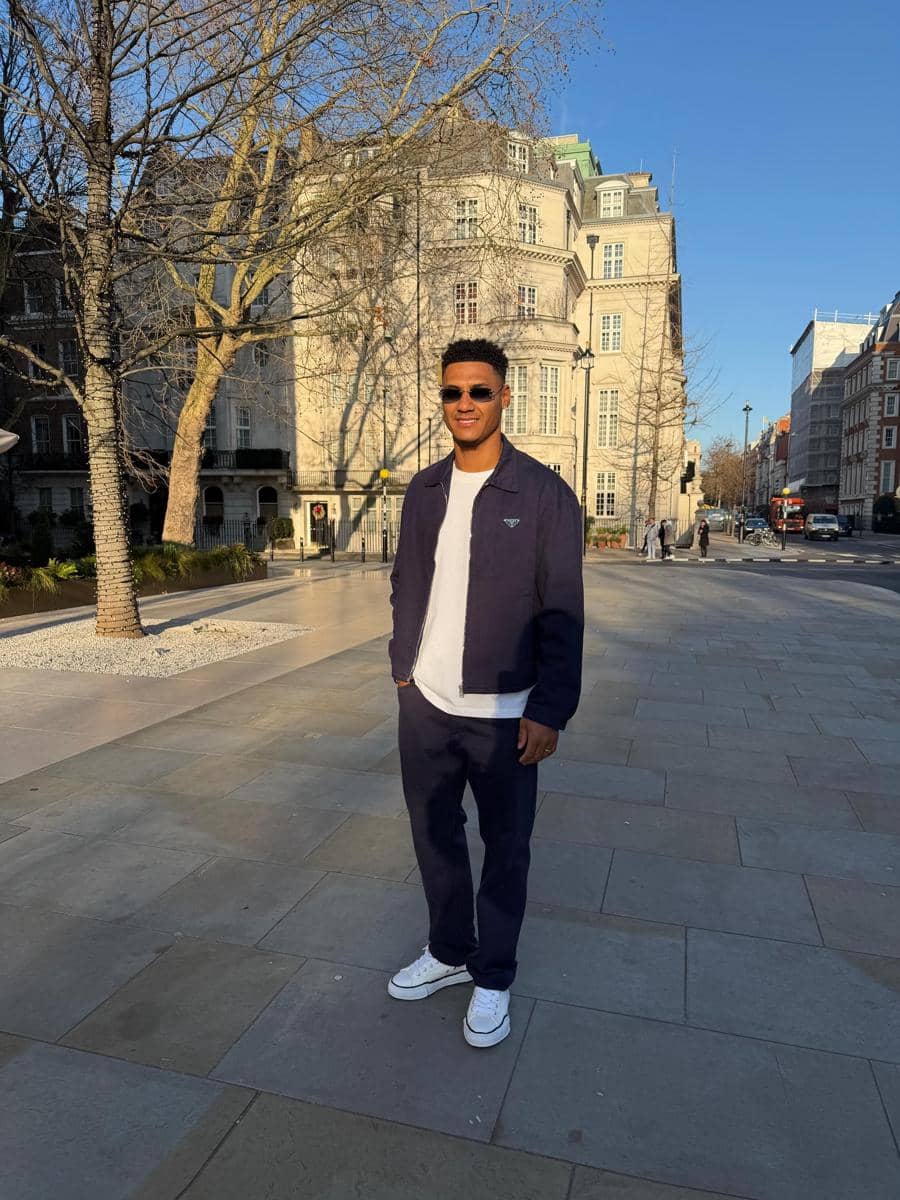 Outfit Ollie Watkins