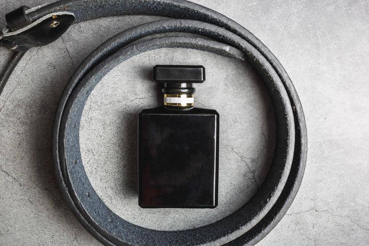 5 Rekomendasi Parfum Pria Aroma Musky yang Wanginya Elegan