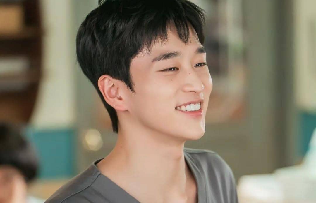 Kim Yoon Woo di drama Doctor on the Edge
