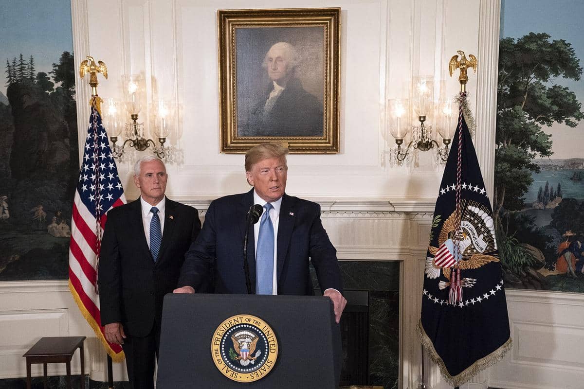 Trump Mau Copot Suriah dari Daftar Sponsor Teroris Amerika Serikat