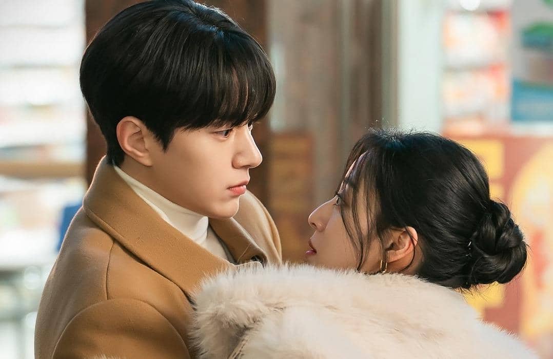 still cuts drama Love In Sync