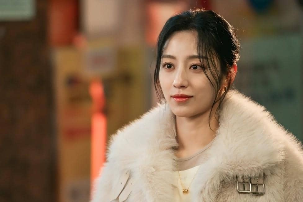 still cuts drama Love In Sync