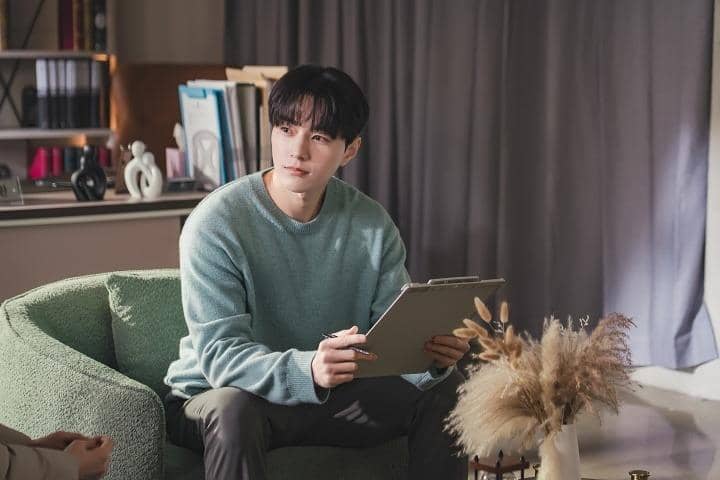 still cuts drama Love In Sync