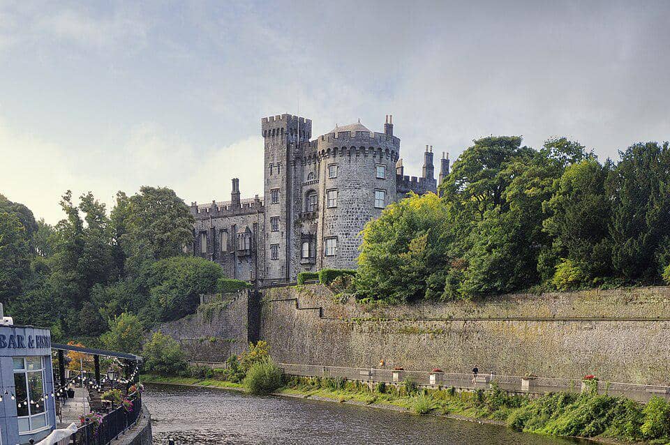 5 Fakta Kastil Kilkenny, Bangunan Bersejarah dengan Interior Elegan